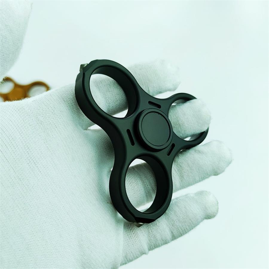 Handheld Defense Tool with Window Break Mechanism
