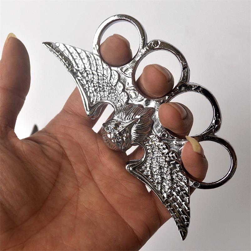 Thickened Eagle King Knuckle Duster Tactical Four Finger Defense
