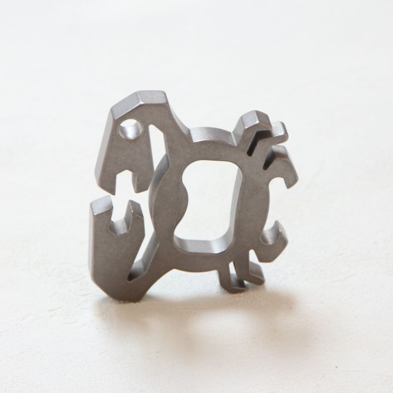 Titanium Crab Design Knuckle Duster for EDC with Bottle Opening Function