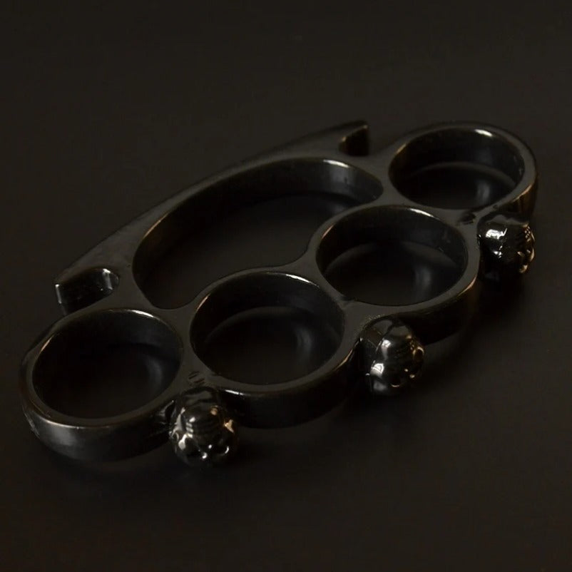 SkullGuard Protective Four-Finger Sleeve and Brass Knuckle Duster for Defense
