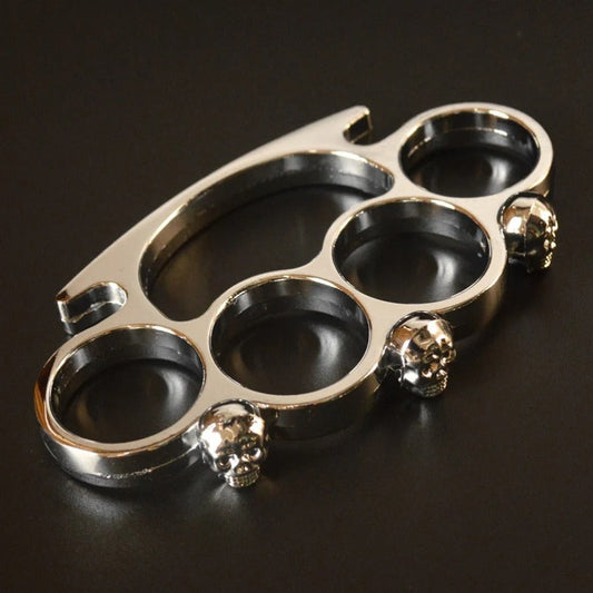 SkullGuard Protective Four-Finger Sleeve and Brass Knuckle Duster for Defense